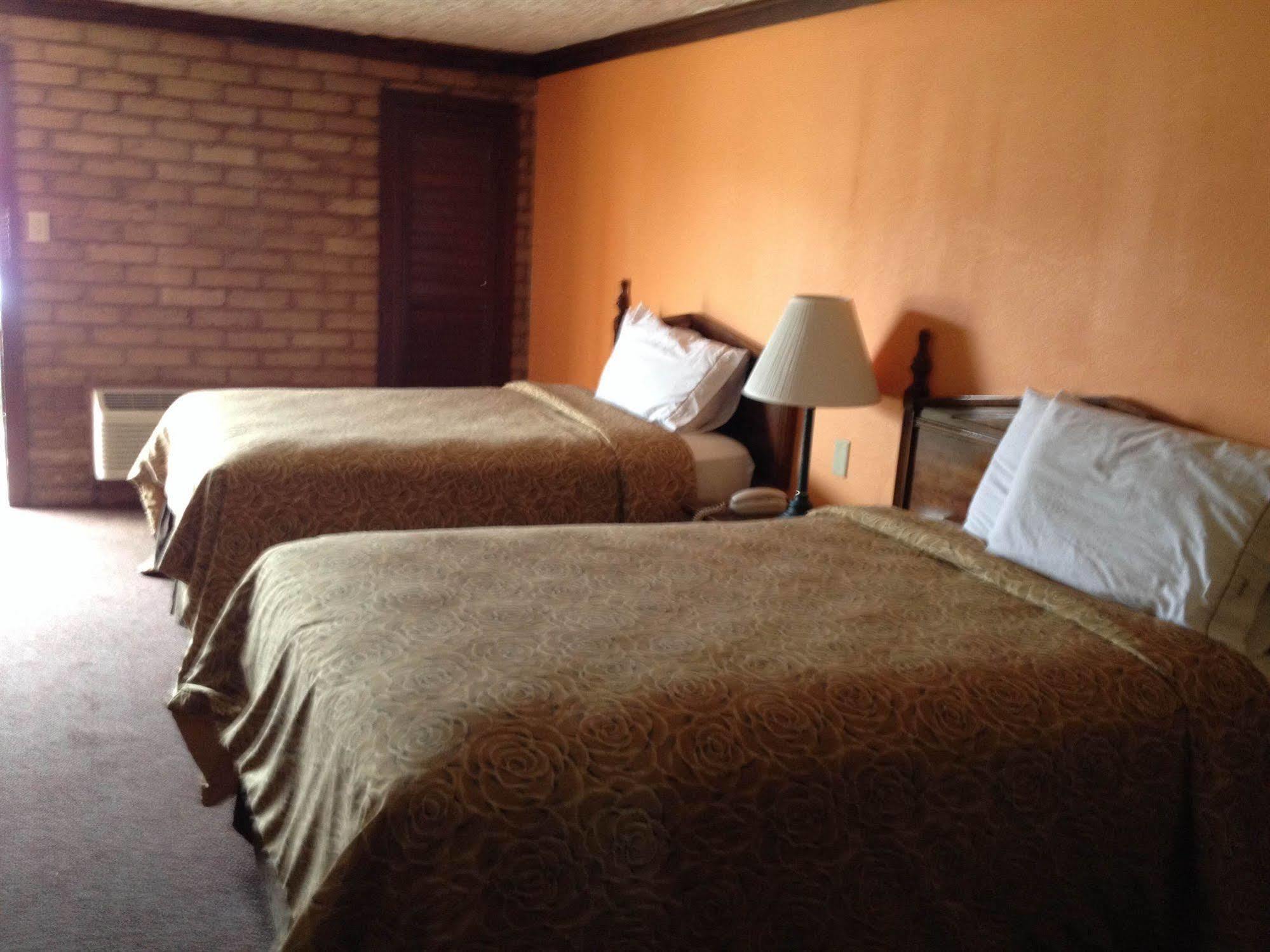 Red Roof Inn Monroe Exterior foto